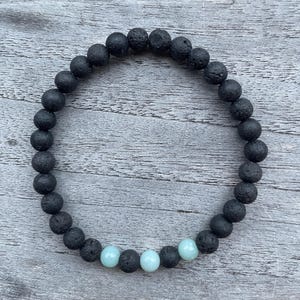 Strength meets well-being - Stylish bracelet for men with diffuser function
