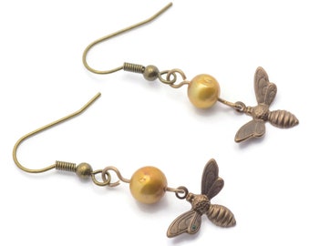 Honey Bee Earrings, Bee Earrings, Women Insect Jewelry, Freshwater Pearl Earrings, Wife Earrings Gift