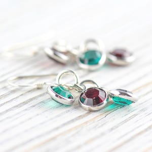 Orecchini natalizi con vischio, orecchini fatti a mano in argento sterling, cristallo Swarovski immagine 3