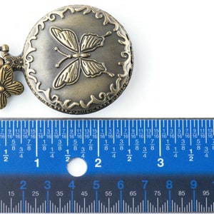 Fjärilsberlock i brons fickur långt halsband / Unika klockor / Naturinspirerade smycken / Stort fickur bild 5
