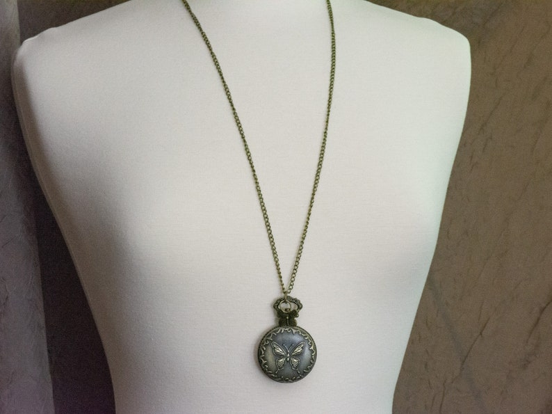 Fjärilsberlock i brons fickur långt halsband / Unika klockor / Naturinspirerade smycken / Stort fickur bild 8