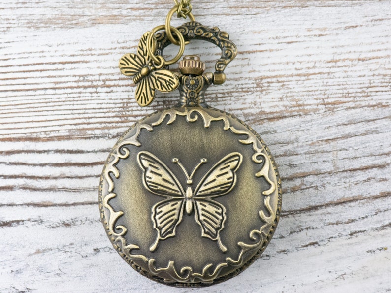 Fjärilsberlock i brons fickur långt halsband / Unika klockor / Naturinspirerade smycken / Stort fickur bild 2