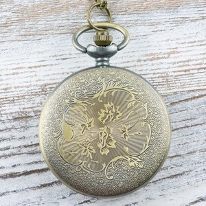Spinnewebbrons zakhorloge lange ketting / Unieke horloges / Spinsieraden / Groot zakhorloge afbeelding 7