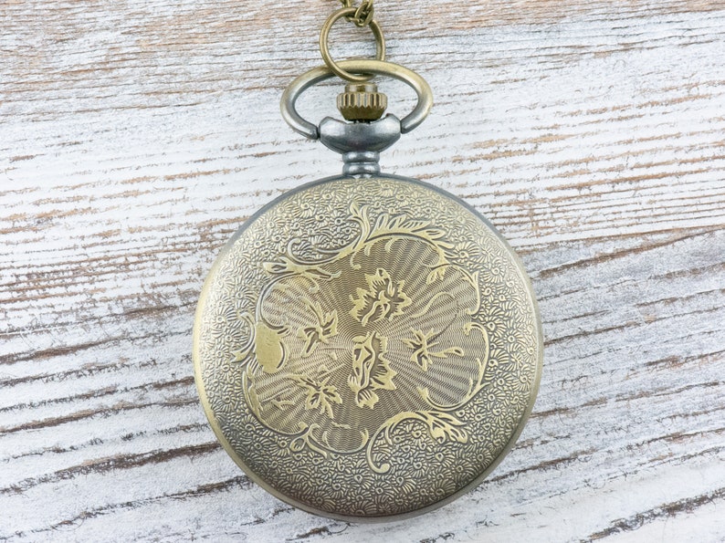 Spinnewebbrons zakhorloge lange ketting / Unieke horloges / Spinsieraden / Groot zakhorloge afbeelding 7