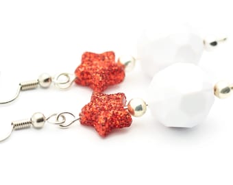 Red Star, White Snowball, Glass Earrings, Surgical Steel, Holiday Earrings, Christmas Earrings, Glitter Star, Snowball Fight