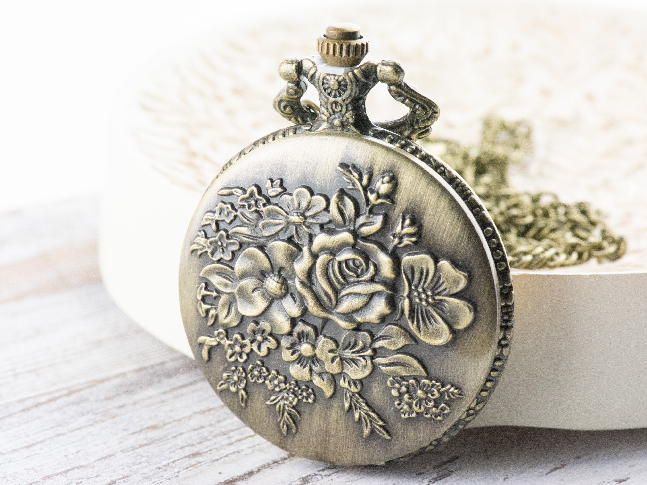 Roses Bronze Pocket Watch Long Necklace / Unique Watches  display picture 1