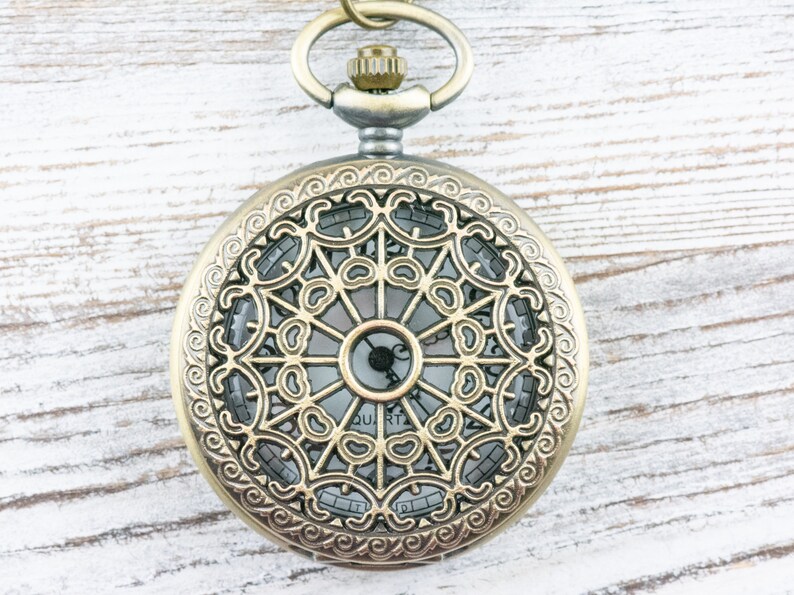 Spinnewebbrons zakhorloge lange ketting / Unieke horloges / Spinsieraden / Groot zakhorloge afbeelding 2