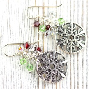 Pendientes de copo de nieve, pendientes navideños hechos a mano, cristal de Swarovski, joyería navideña imagen 6