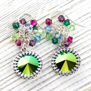 Orecchini natalizi allegri e luminosi, orecchini fatti a mano in argento sterling, cristalli Swarovski, colorati immagine 4