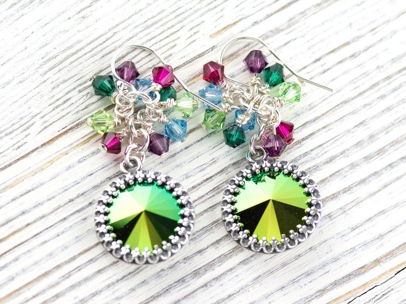Orecchini natalizi allegri e luminosi, orecchini fatti a mano in argento sterling, cristalli Swarovski, colorati immagine 4