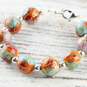 Cloisonné Runt Orange Mix Utbytbart Klockarmband med Stretchpärlor • Armband för Medicinsk ID • Enkelt sträng • Handgjorda smycken bild 4
