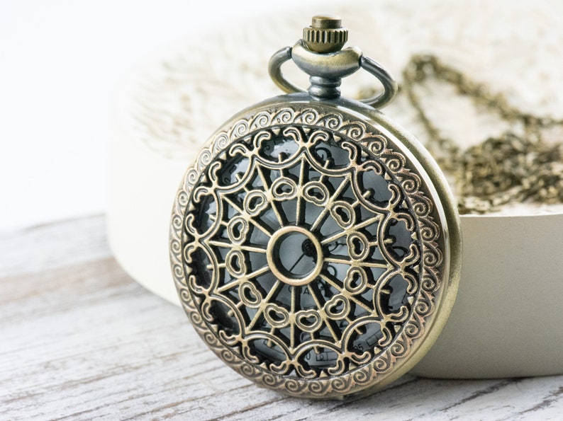 Spinnewebbrons zakhorloge lange ketting / Unieke horloges / Spinsieraden / Groot zakhorloge afbeelding 1