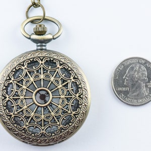 Spinnewebbrons zakhorloge lange ketting / Unieke horloges / Spinsieraden / Groot zakhorloge afbeelding 3