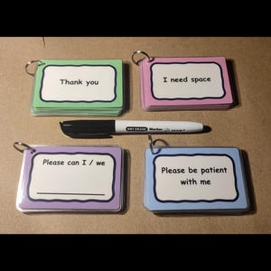 pack of 10 double sided communication cards with a white board maker