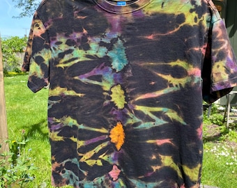 Reverse Tie-Dye Crystal Chakra Shirt Size Small~Oregon Country Fair Shirt~