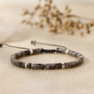 Labradorite Bracelet, Men&#39;s Labradorite Bracelet, 4mm Minimalist Bracelet, Relieve Anxiety and Stress, Attract Wealth and Treasure