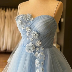 Ice Blue Mini Party Dress – 3D Floral Lace & Draped Tulle – Elegant Cocktail Gown
