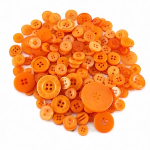 Round Resin Buttons 2 & 4 Holes Assorted Orange Colours and Sizes for Sewing Craft, Children’s Handmade Decoration, DIY Project