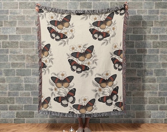Cottagecore Butterfly Woven Blanket Vintage Butterflies Cozy Cotton Blanket Gift for Nana Nature Tapestry Gift Rustic Aesthetic Home Decor