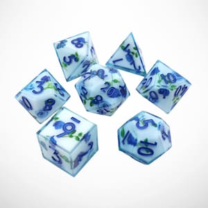Flower DND Dice Set, Blossom Role Playing, Sharp Edge Dice Gift - Resin DND Dice