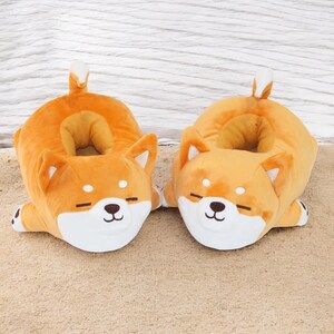 Pantoufles amusantes pour chien | Adorables chaussures en coton doux et pelucheux pour un confort ultime à la maison | Cadeau parfait pour les amoureux des chiens et les jours de détente