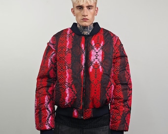 Giubbotto bomber reversibile fatto a mano con stampa serpente: maniche staccabili