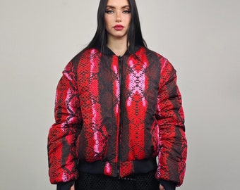 Giacca bomber in pitone rosso con stampa serpente, reversibile, college varsity, maniche staccabili, cappotto rocker grunge fatto a mano