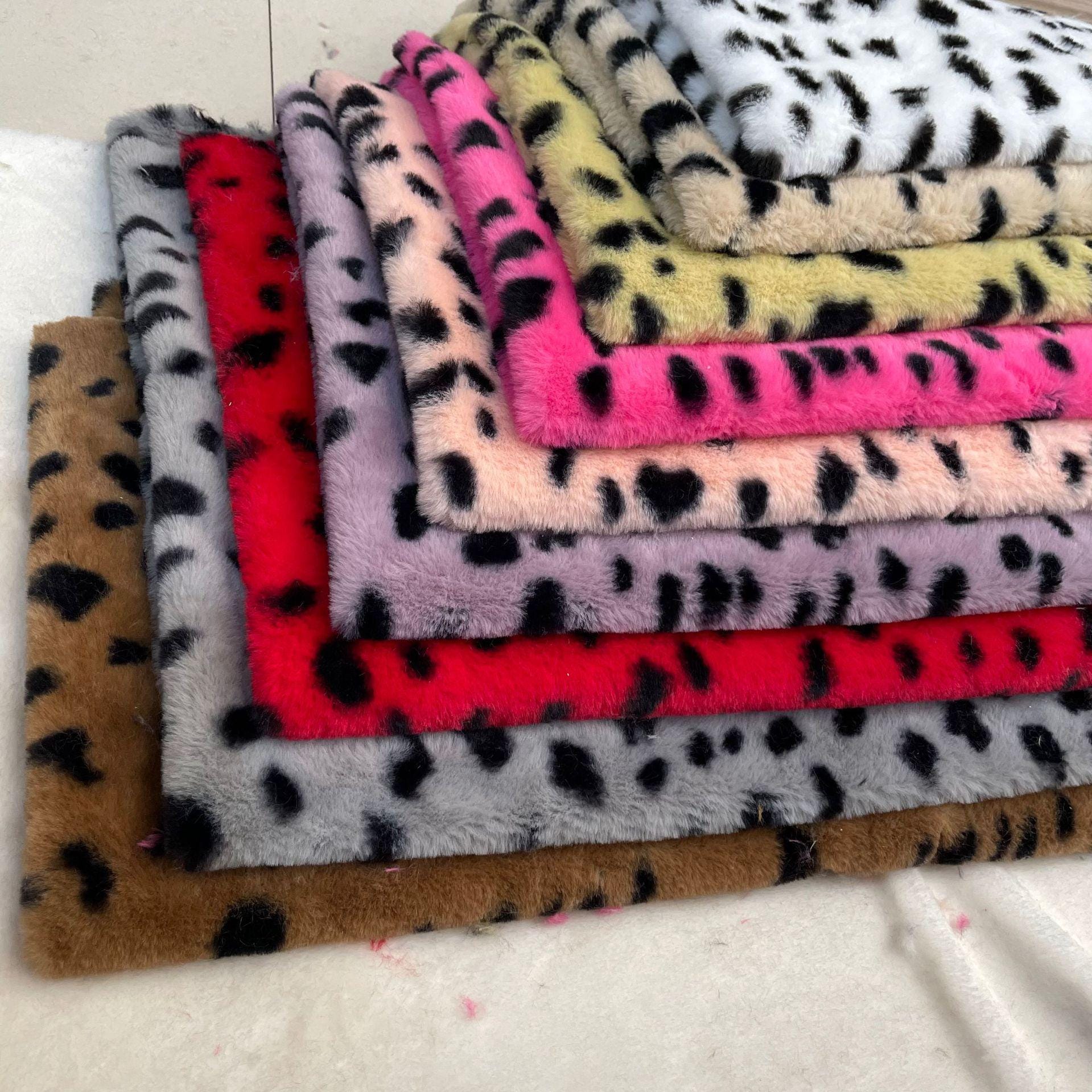 Pink Spot Shorts Fleece Polka Dot Pants Spot Pattern Trousers Neon ...