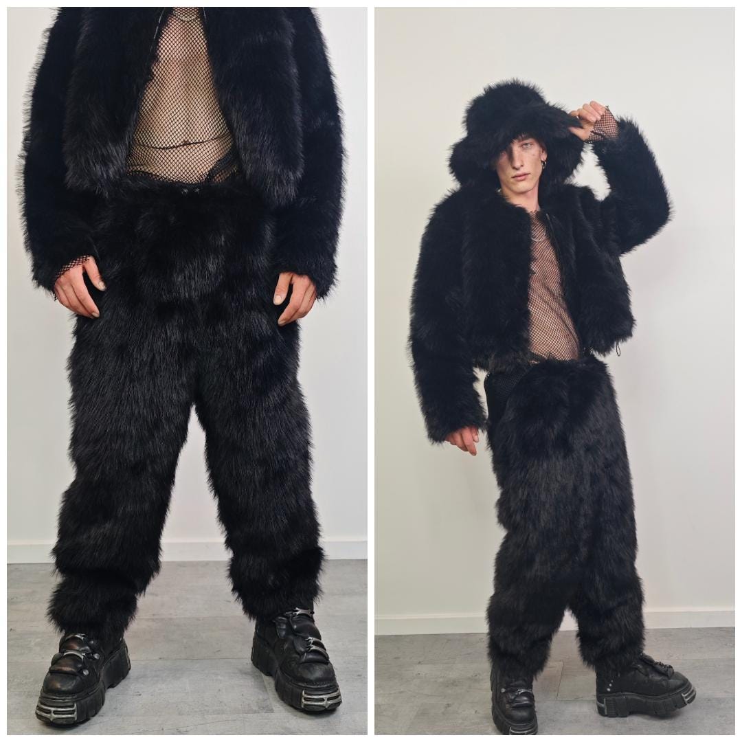 ジャケット・アウター Treat Urself Fluffy fur jacket black Black Faux Fur Hooded Bomber Edgy Fluffy Jacket Gothic Coat Fuzzy