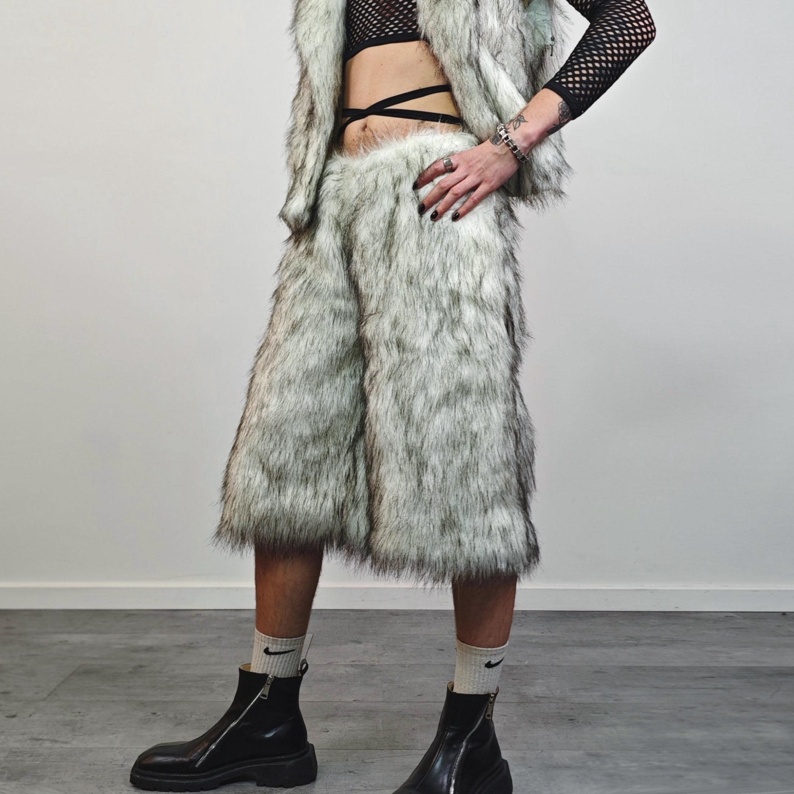 Faux Fur Capri Shorts off White Shaggy Cropped Trousers Oil Wash