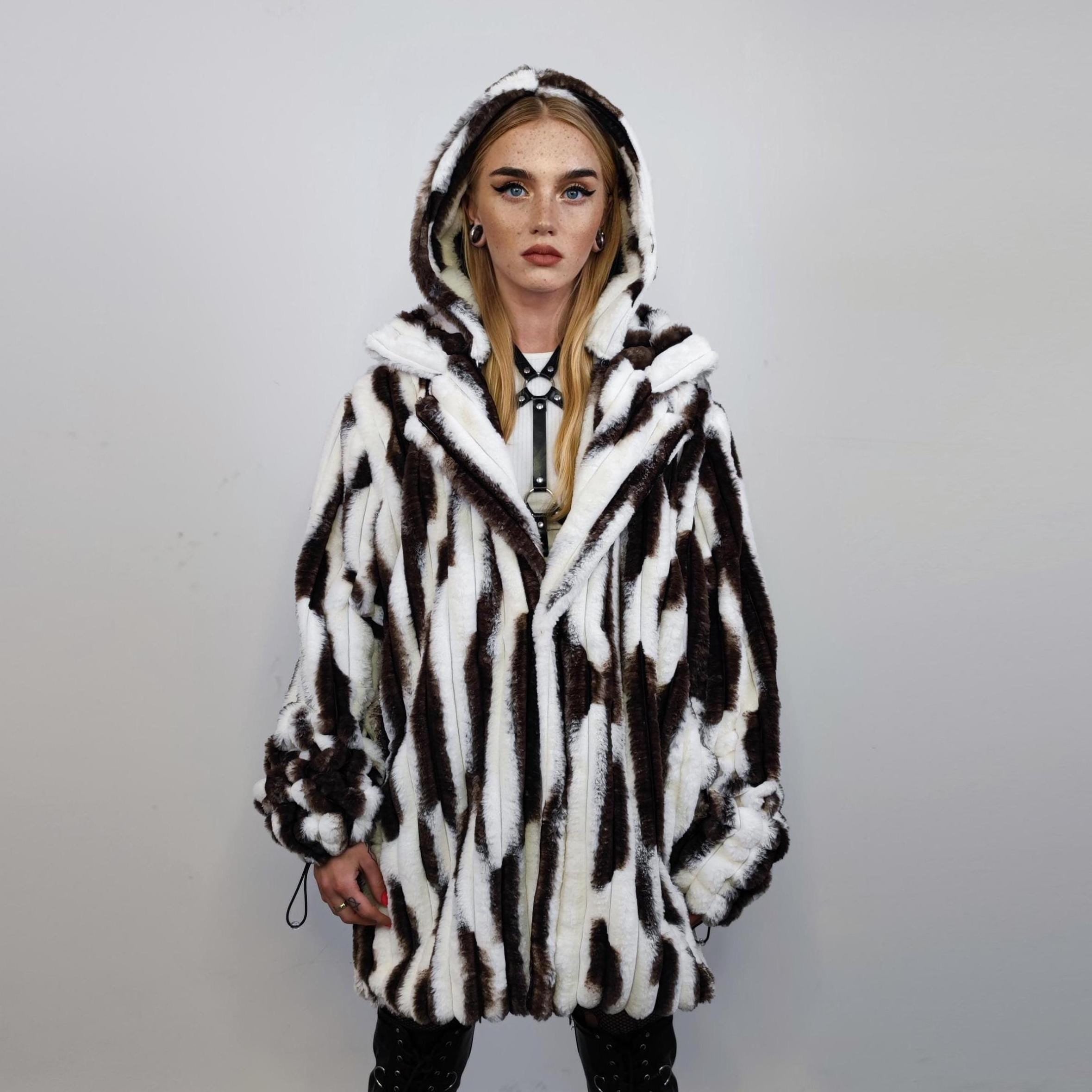Convertible Faux Fur Tippet Coat
