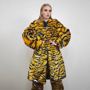 Abrigo largo de tigre de Bengala, gabardina de piel sintética, chaqueta con estampado animal, abrigo safari de los años 2000, mono grunge esponjoso para festival de playa, atuendo para rave de Burner