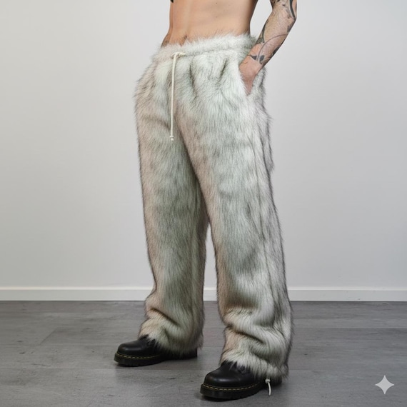 Faux Fur Capri Shorts off White Shaggy Cropped Trousers Oil Wash