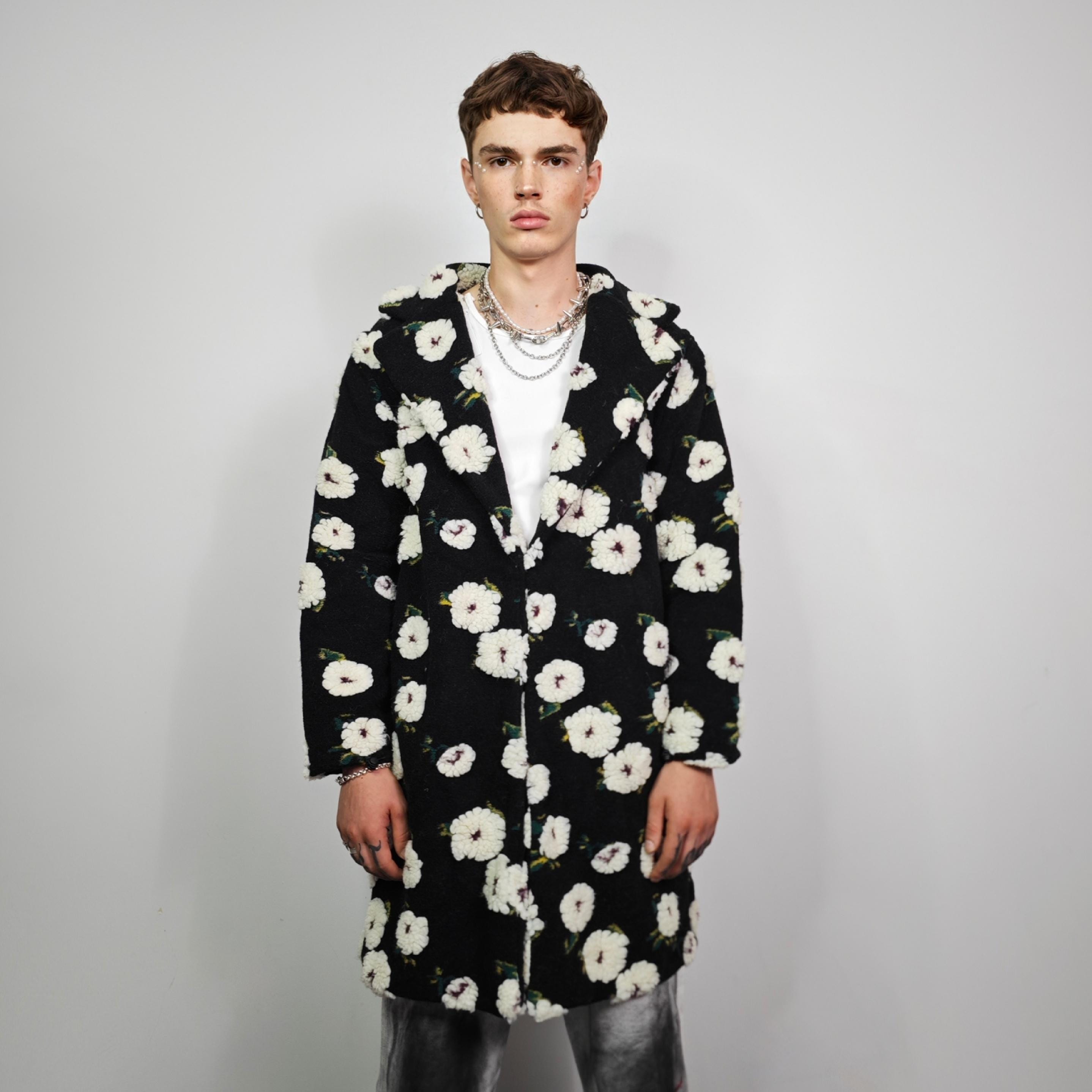 Chacottオフショルダー白黒花柄セットアップラテン Floral Sherpa Teddy Coat: Black & White Fleece Trench - Unisex