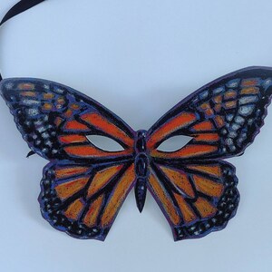 Monarch Butterfly Mask image 1