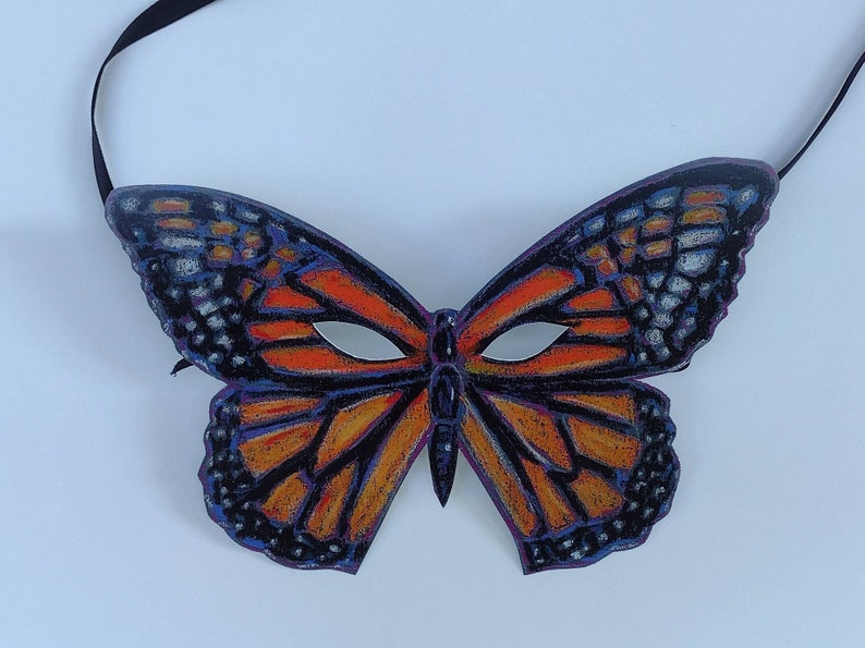 Monarch Butterfly Mask image 1