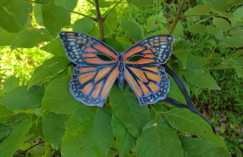 Monarch Butterfly Mask image 2