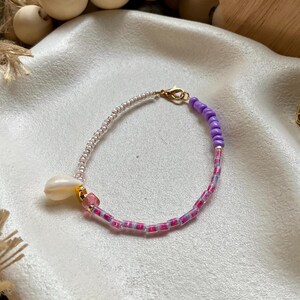 BEATRIX Beaded Bracelet, Glass Bead Bracelet, Shell Bead Jewellery, Handmade Jewellery, Minimalist Bracelet, Boho Jewellery, Bracelet Gift