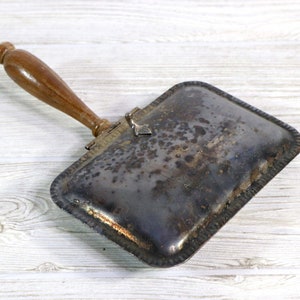 Vintage Silent Butler / Crumb Catcher Tray