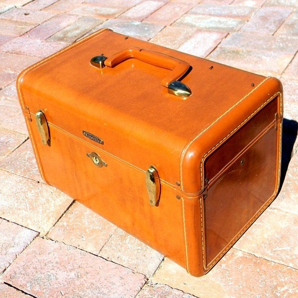 1940s Carmel Brown Samsonite Train Case