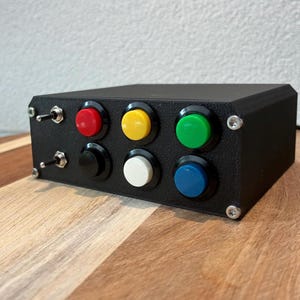 Carbon Fiber Sim Racing Button Box: 6 Buttons, 2 Toggle Switches
