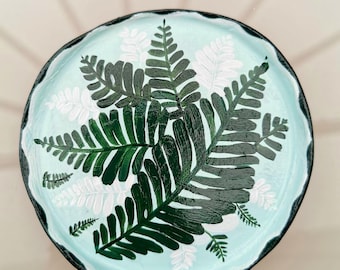 Handmade Ceramic Trinket Dish Plant | Green Jewelry Bowl | Round Botanical Ring Holder | Quirky Gift | Housewarming Gift for her