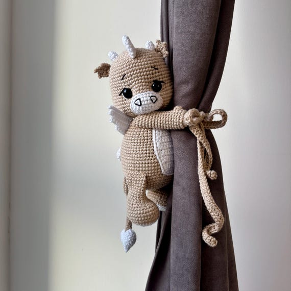 Dragon Curtain Tieback – Crochet Dragon Curtain Holder, Handmade Animal Nursery Decor, Fantasy Nursery Gift