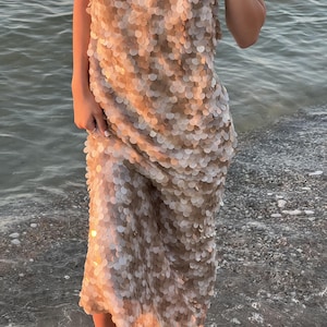 Pailletten-Midikleid mit großen schimmernden Pailletten, Ärmelloses Partykleid für Strandveranstaltungen, Urlaubsfeiern, Cocktailabende
