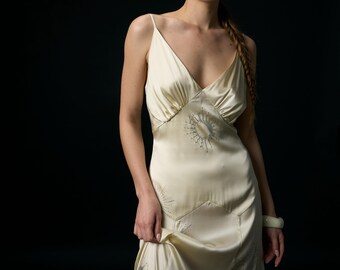 Silk Slip Dress for Women, Long Satin Evening Gown with Open Back, Elegant Maxi Dress for Wedding Guest, Formal Party or Bridesmaid Outfit