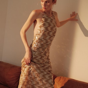 Sirene Pailletten-Neckholder-Kleid, schimmerndes bodenlanges Kleid mit offenem Rücken, glamouröses Maxi-Abend-Outfit für Partys und besondere Anlässe