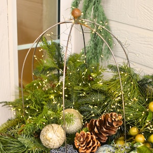 Crown Topiary Cage Trellis – Rustic Metal Plant Support