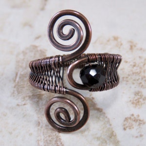 Elegant Black Crystal Ring in Copper - Handcrafted Wire Wrapped Beauty-Goth Ring-Spiral Rong