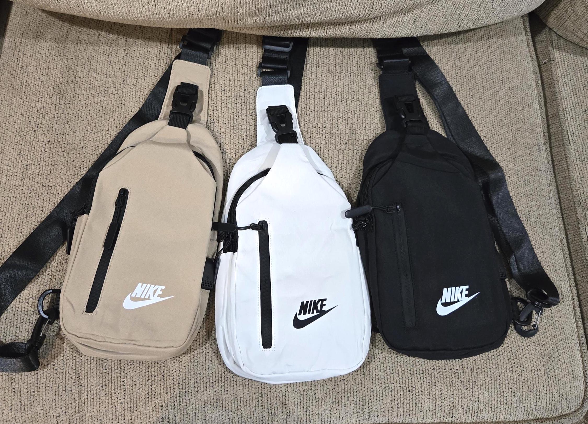 Vintage nike sling bag - Etsy 日本