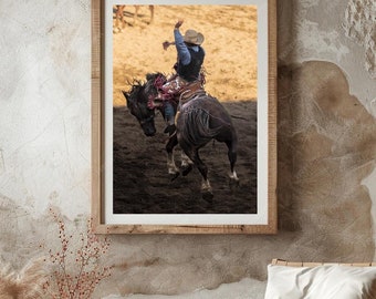 Jinete de caballos salvajes: decoración del oeste, arte de pared de vaqueros, impresión de rodeo vintage, decoración de hogar campestre, regalo para amantes de la equitación